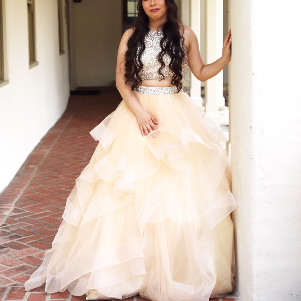 Sweet sixteen dress